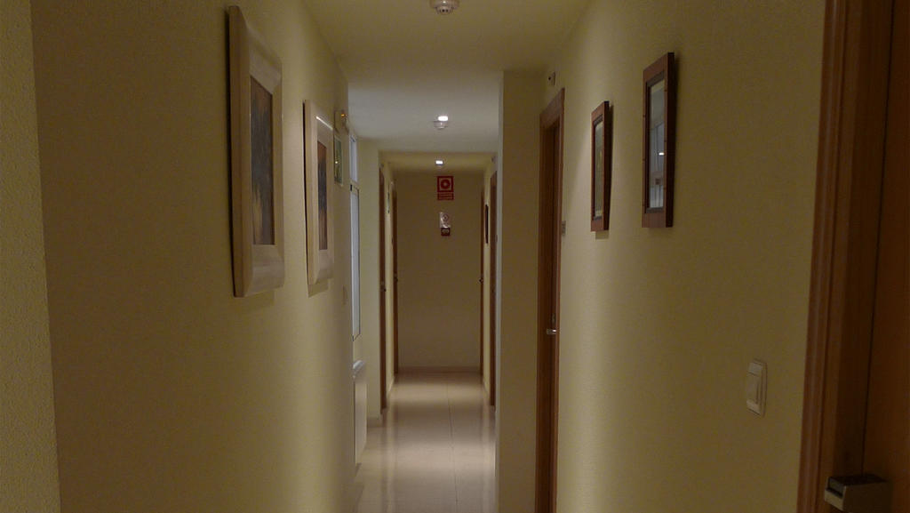 埃尔切 玛丽亚旅馆酒店 外观 照片 A corridor in a hotel